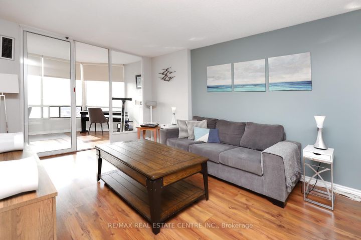 Photo 12 at 1704 - 26 Hanover Road, Queen Street Corridor, Brampton