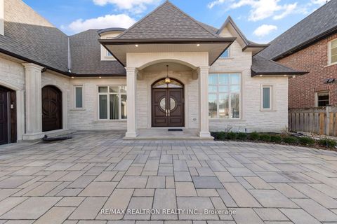 Photo 1 at 223 Crestwood Road, Yorkhill, Vaughan