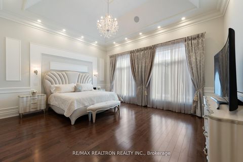 Photo 19 at 223 Crestwood Road, Yorkhill, Vaughan