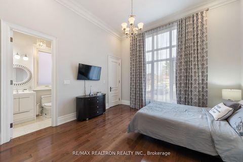 Photo 28 at 223 Crestwood Road, Yorkhill, Vaughan