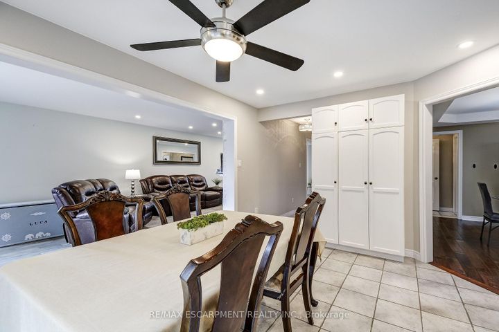 Photo 21 at 20 Derbyshire Street, Ancaster, Hamilton