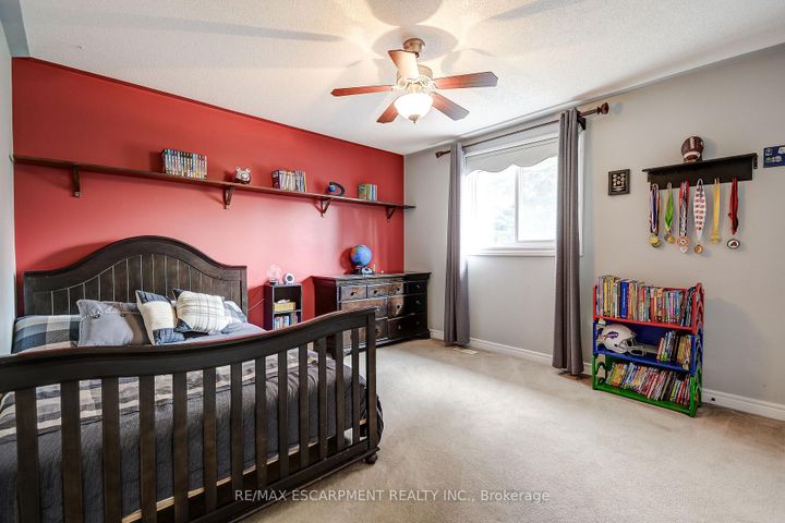 Photo 28 at 20 Derbyshire Street, Ancaster, Hamilton