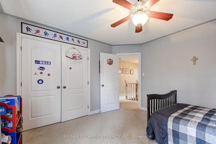 Photo 29 at 20 Derbyshire Street, Ancaster, Hamilton