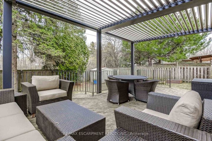 Photo 44 at 20 Derbyshire Street, Ancaster, Hamilton