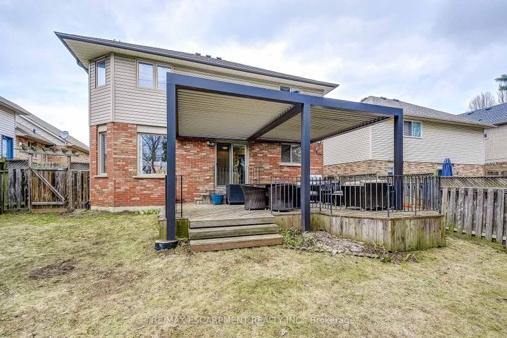 Photo 48 at 20 Derbyshire Street, Ancaster, Hamilton