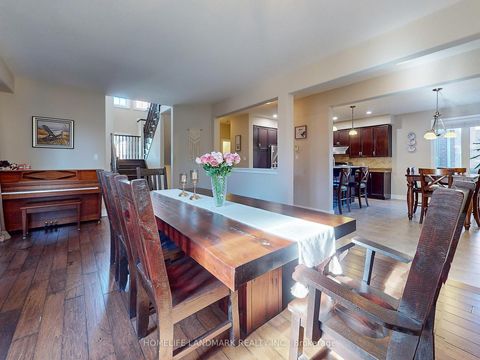 Photo 5 at 73 GRAIHAWK Drive, Ardagh, Barrie