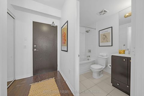 Photo 2 at 816 - 25 Cole Street, Regent Park, Toronto