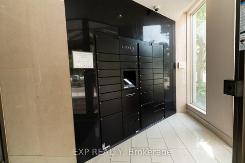 Photo 3 at PH 8 - 1500 Grazia Court, Rathwood, Mississauga