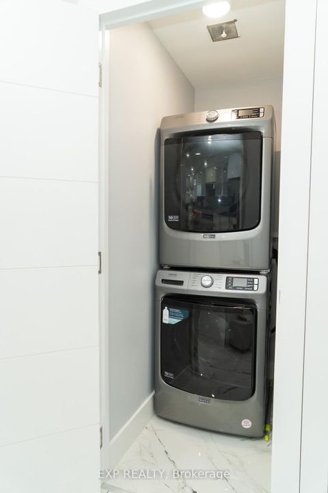 Photo 18 at PH 8 - 1500 Grazia Court, Rathwood, Mississauga