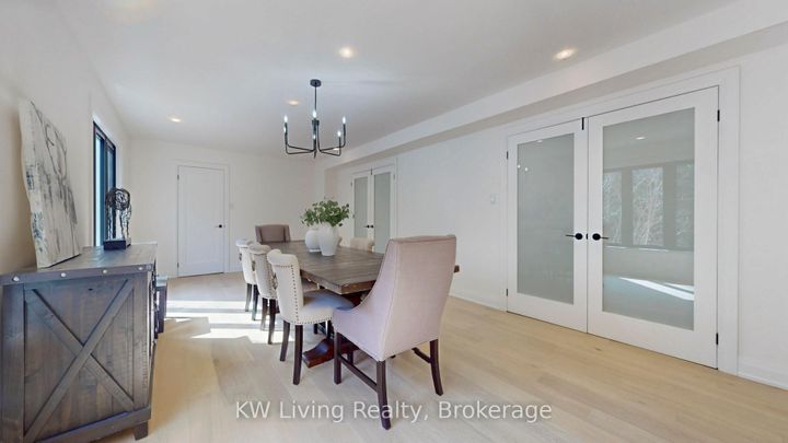 Photo 9 at 7 Wendover Court, Bayview Hill, Richmond Hill