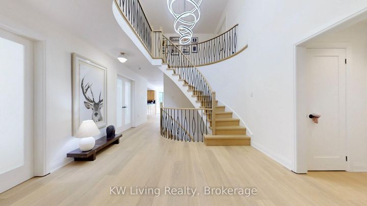 Photo 20 at 7 Wendover Court, Bayview Hill, Richmond Hill