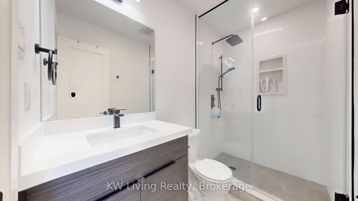 Photo 29 at 7 Wendover Court, Bayview Hill, Richmond Hill