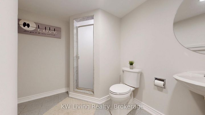 Photo 40 at 7 Wendover Court, Bayview Hill, Richmond Hill