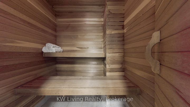 Photo 42 at 7 Wendover Court, Bayview Hill, Richmond Hill