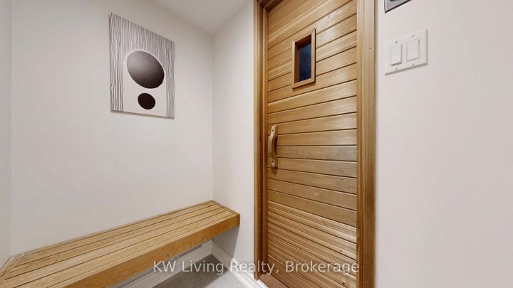 Photo 43 at 7 Wendover Court, Bayview Hill, Richmond Hill