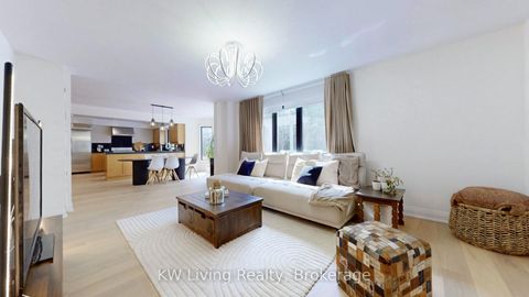 Photo 12 at 7 Wendover Court, Bayview Hill, Richmond Hill