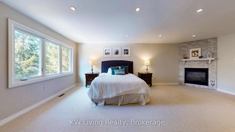 Photo 22 at 7 Wendover Court, Bayview Hill, Richmond Hill