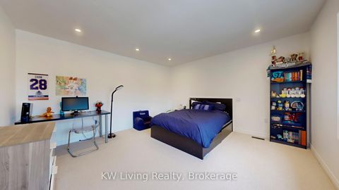 Photo 28 at 7 Wendover Court, Bayview Hill, Richmond Hill