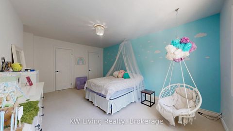 Photo 30 at 7 Wendover Court, Bayview Hill, Richmond Hill