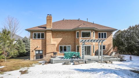 Photo 45 at 7 Wendover Court, Bayview Hill, Richmond Hill