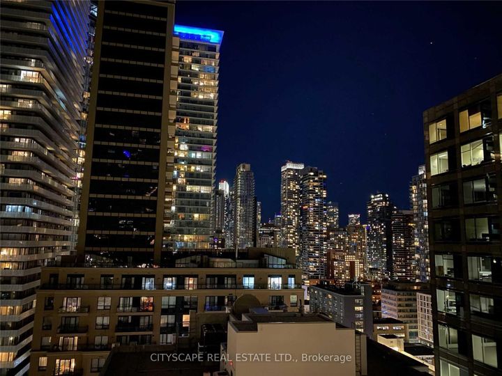 Photo 17 at Lph8 - 55 Bloor Street E, Yonge Corridor, Toronto