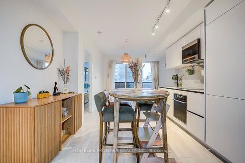 Photo 4 at 417 - 117 Broadway Avenue, Mount Pleasant West, Toronto