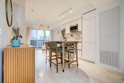 Photo 8 at 417 - 117 Broadway Avenue, Mount Pleasant West, Toronto