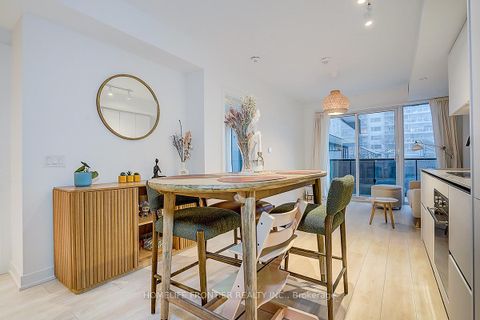 Photo 9 at 417 - 117 Broadway Avenue, Mount Pleasant West, Toronto