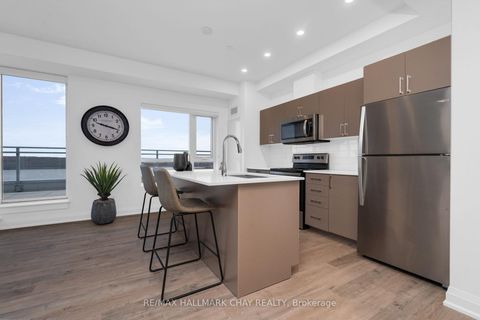 Photo 6 at 1105 - 58 Lakeside Terrace, Little Lake, Barrie