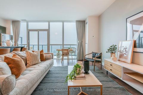 Photo 8 at PH2 - 35 Brian Peck Crescent, Thorncliffe Park, Toronto