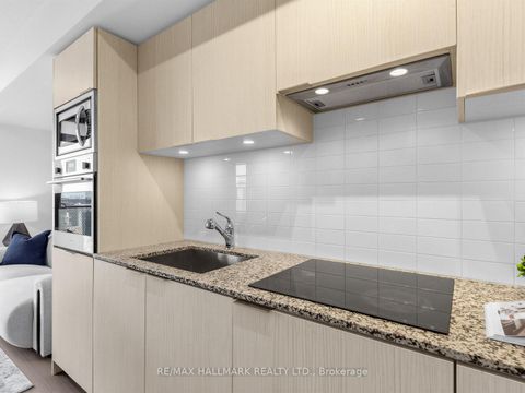 Photo 3 at 3909 - 11 Wellesley Street W, Bay Street Corridor, Toronto