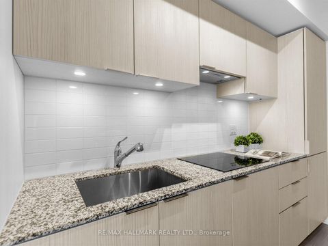 Photo 4 at 3909 - 11 Wellesley Street W, Bay Street Corridor, Toronto