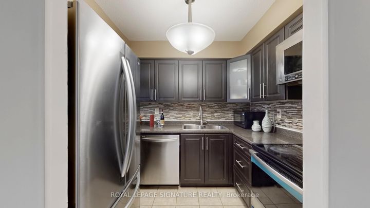 Photo 16 at 307 - 2901 Kipling Avenue, Jamestown, Toronto