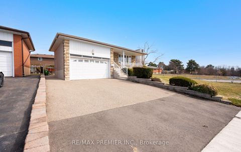 Photo 2 at 3 Mayberry Road, Jane Heights, Toronto