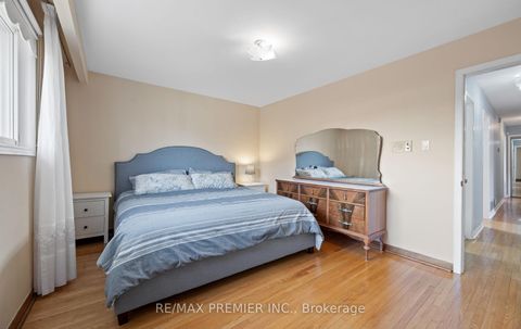 Photo 19 at 3 Mayberry Road, Jane Heights, Toronto