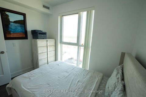 Photo 4 at 607 - 2550 Simcoe Street N, Windfields, Oshawa