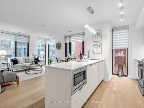 Photo 4 at 206 - 25 Richmond Street E, Yonge Corridor, Toronto