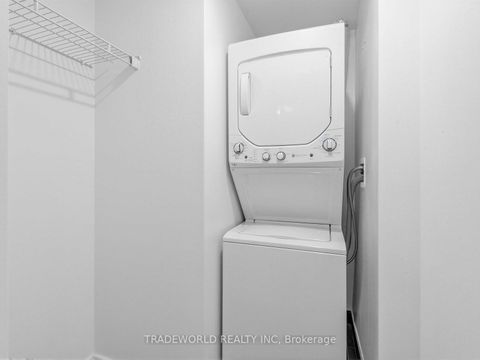 Photo 24 at 206 - 25 Richmond Street E, Yonge Corridor, Toronto