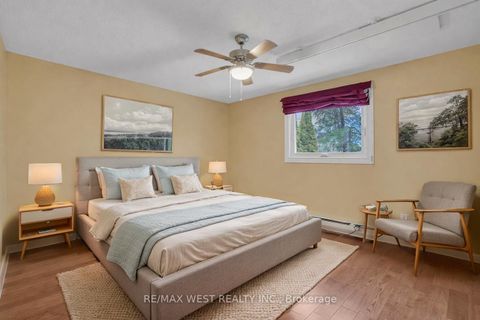 Photo 5 at 18 Maple Leaf Terrace, Cookstown, Innisfil