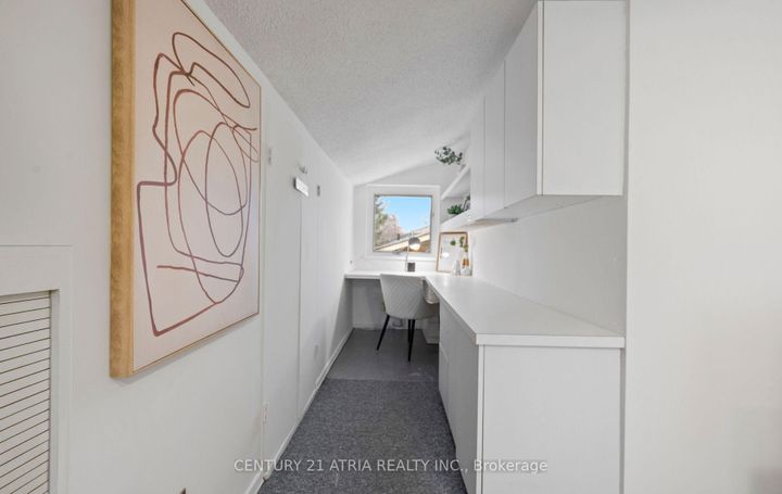 Photo 28 at 6128 Wabukayne Court, Meadowvale, Mississauga