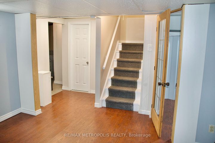 Photo 27 at 1405 Manitou Drive, Samac, Oshawa
