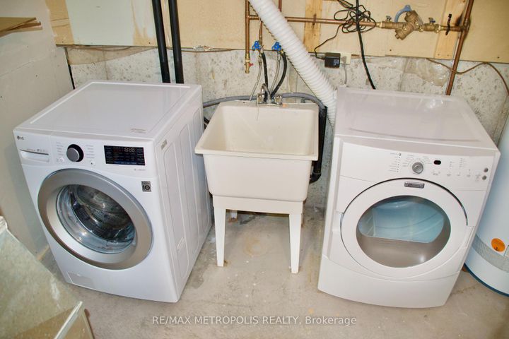 Photo 35 at 1405 Manitou Drive, Samac, Oshawa