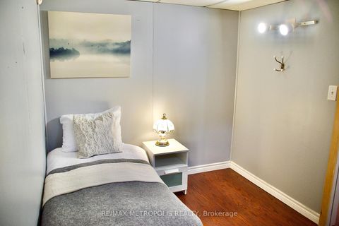 Photo 31 at 1405 Manitou Drive, Samac, Oshawa