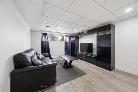 Photo 15 at 39 Baldwin Lane, Allandale Heights, Barrie