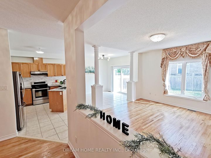 Photo 7 at 269 Helen Avenue, South Unionville, Markham