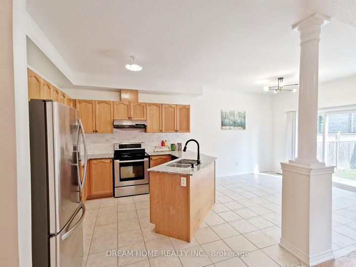 Photo 10 at 269 Helen Avenue, South Unionville, Markham