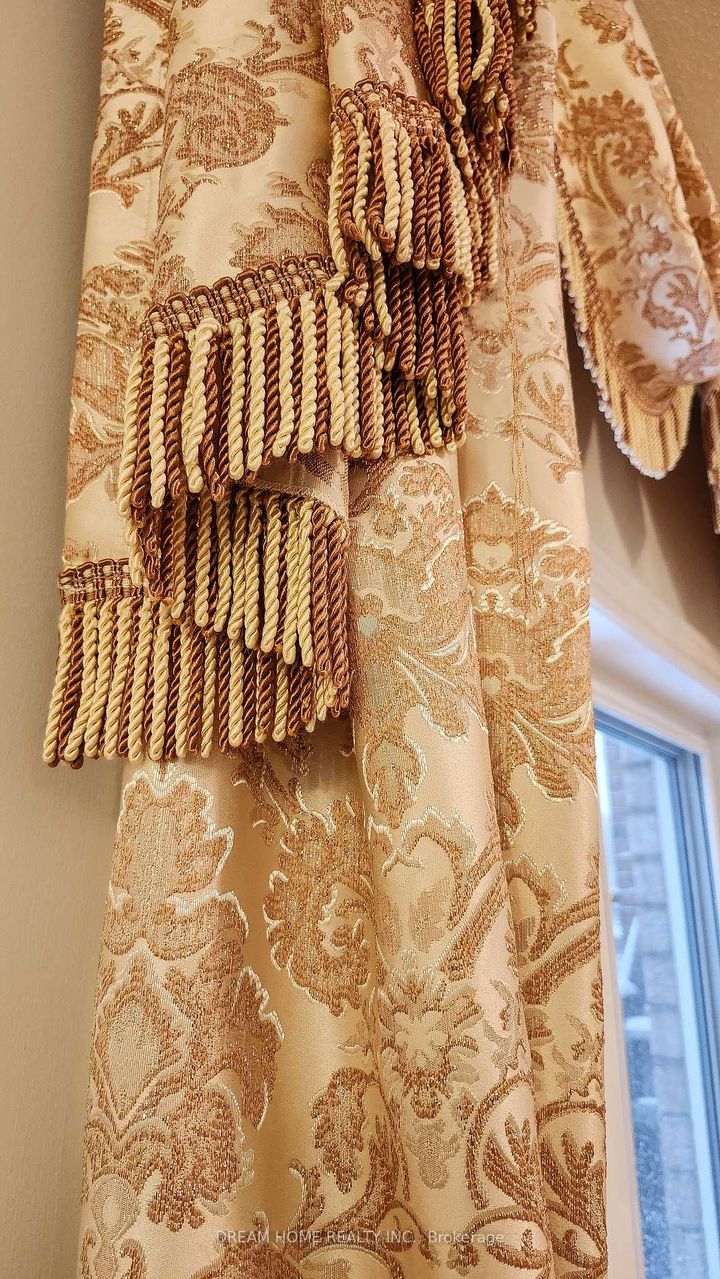 Photo 33 at 269 Helen Avenue, South Unionville, Markham