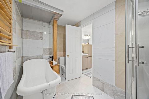 Photo 19 at 158 Murray Drive, Aurora Highlands, Aurora