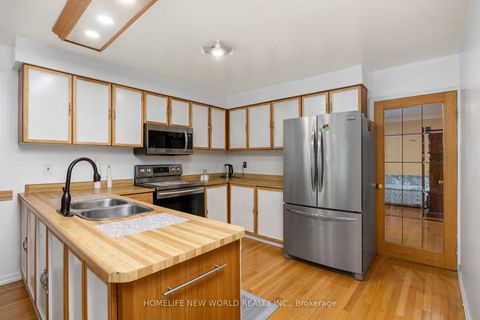 Photo 32 at 158 Murray Drive, Aurora Highlands, Aurora