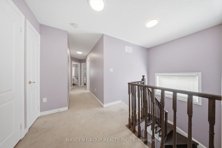 Photo 18 at 101 Eastview Gate, Bram East, Brampton